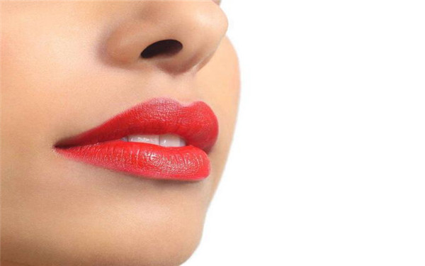 衢州隆鼻術(shù)醫(yī)生