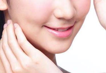 長(zhǎng)沙微針去唇紋醫(yī)生