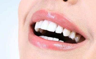 山東黃金點(diǎn)陣射頻祛痘坑醫(yī)生