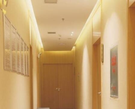 2022十堰頸部皺紋嗨體填充排名榜top10的美容醫(yī)院挨個(gè)點(diǎn)評(píng)！十堰楚美熙美容實(shí)力可靠，選就對(duì)了！