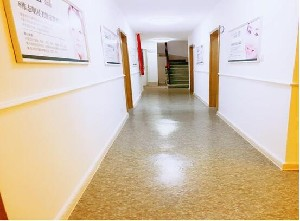 海南伊佳醫(yī)療美容醫(yī)院做開(kāi)眼角手術(shù)有何優(yōu)勢(shì)？開(kāi)眼角手術(shù)價(jià)格多少？