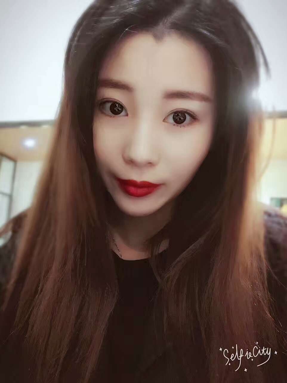 桂林新華醫(yī)療美容醫(yī)生李新華做雙眼皮手術(shù)怎么樣？李新華雙眼皮手術(shù)案例