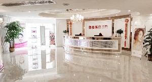 深圳薇姿整形假體隆鼻手術(shù)有何優(yōu)勢(shì)？有哪些風(fēng)險(xiǎn)？