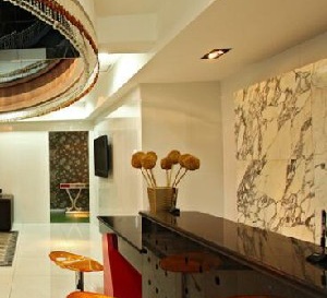 新疆張瑞紅醫(yī)療美容診所