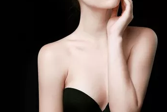 北京大學(xué)第一醫(yī)院整形燒傷外科假體隆胸