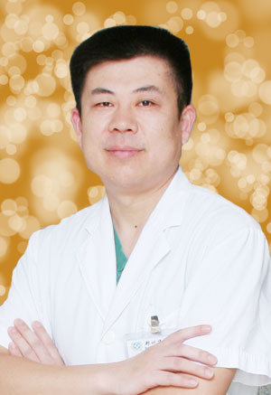 鄭州華山醫(yī)院整形美容科張東旭醫(yī)生