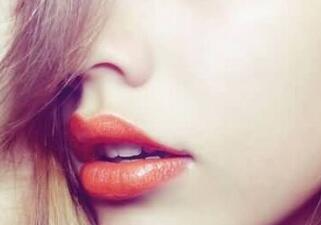 巴中時光醫(yī)學(xué)美容門診部做玻尿酸豐唇效果怎么樣？附李紅強豐唇案例