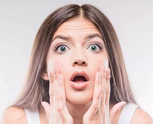 為什么做了雙眼皮之后，反而顯老呢？