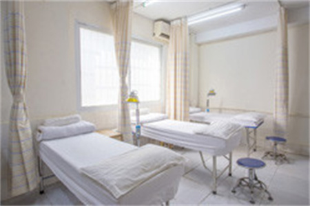 南陽市第三人民醫(yī)院整形美容科_病房