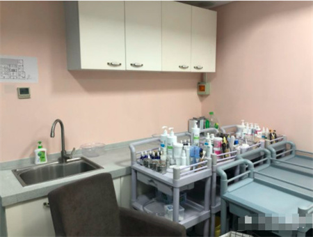 北京京民醫(yī)院（原釣魚(yú)臺(tái)醫(yī)院）整形外科_治療室