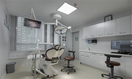 長春時(shí)磊口腔門診部