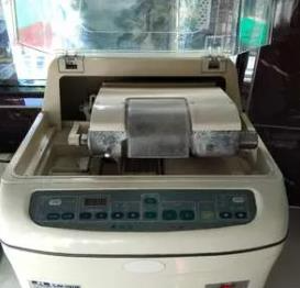 張掖圣德醫(yī)院眼科_眼睛機(jī)器