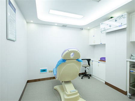 新疆世紀(jì)亞太整形美容門診部_注射室