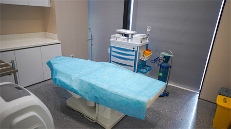 西安自然派醫(yī)療美容診所_注射室