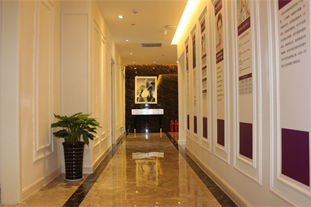 武漢茜露閣醫(yī)療美容門診部