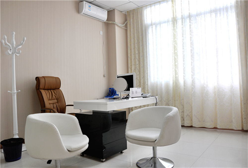 武漢米格醫(yī)療美容門診部_咨詢室