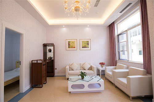 武漢格格屋醫(yī)療美容門診部