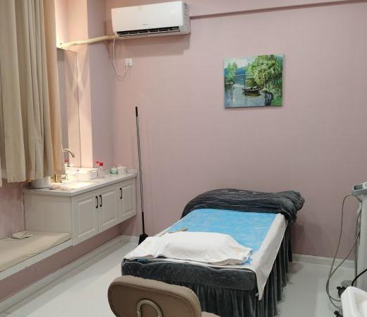 武漢格格屋醫(yī)療美容門診部_治療室