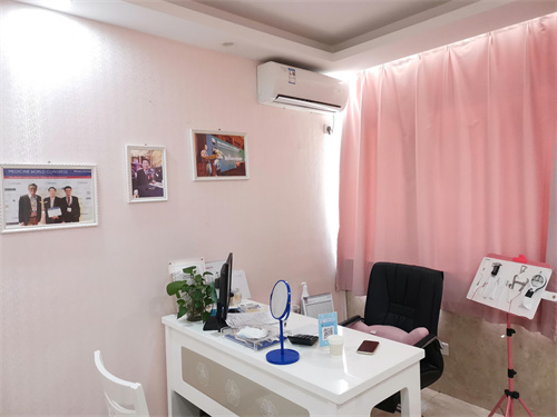 無錫陸文鵬美容整形外科診所_咨詢室