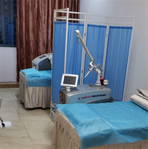 無錫陸文鵬美容整形外科診所_治療室