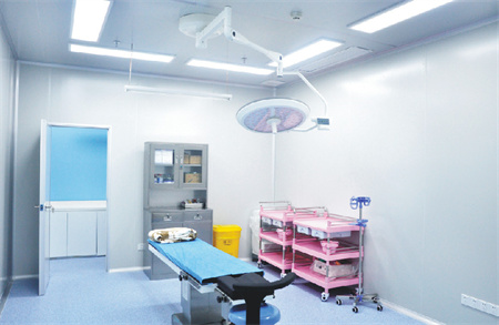 威海百顏醫(yī)療美容門診部_手術室