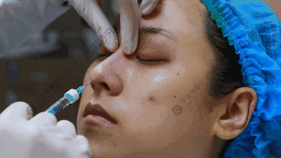 玻尿酸隆鼻對人體有沒有什么危害？推薦做嗎？