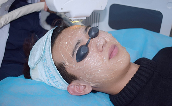 彩光嫩膚的過程是什么？