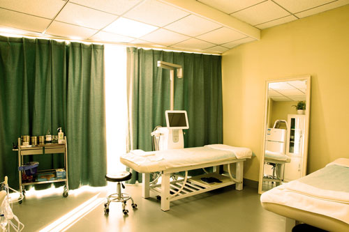 北京愛顏整形注射水光針怎么樣？注射水光針后如何護理？