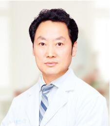 上海時光整形趙克昶做耳軟骨隆鼻案例展示